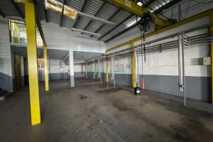 Pavilhão com 400m², no bairro Cristo Redentor em Caxias do Sul para Alugar
