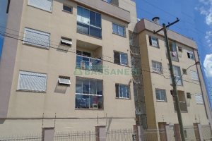 Apartamento com 67m², 2 dormitórios, 2 vagas, no bairro Forqueta em Caxias do Sul para Alugar