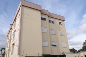 Apartamento com 67m², 2 dormitórios, 2 vagas, no bairro Forqueta em Caxias do Sul para Alugar