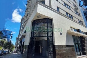 Sala com 75m², 1 vaga, no bairro Centro em Caxias do Sul para Comprar