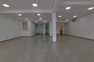 Loja com 147m², no bairro Centro em Caxias do Sul para Alugar