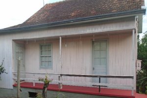 Casa, 4 dormitórios, no bairro Rio Branco em Caxias do Sul para Comprar