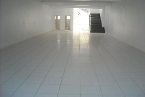 Loja com 680m², no bairro Lourdes em Caxias do Sul para Alugar