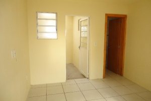 Sobrado com 68m², 2 dormitórios, 1 vaga, no bairro Parque Oasis em Caxias do Sul para Comprar