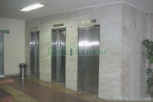 Sala com 20m², no bairro Centro em Caxias do Sul para Alugar