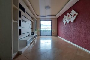 Apto Mobiliado com 100m², 2 dormitórios, 1 vaga, no bairro Sagrada Família em Caxias do Sul para Comprar