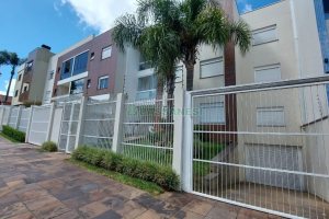 Apto Mobiliado com 95m², 3 dormitórios, 2 vagas, no bairro Cinqüentenário em Caxias do Sul para Comprar