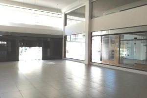 Loja com 484m², 1 vaga, no bairro Pio X em Caxias do Sul para Alugar