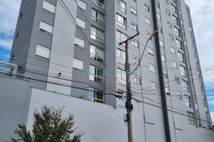 Apto Mobiliado com 61m², 2 dormitórios, 2 vagas, no bairro Panazzolo em Caxias do Sul para Comprar