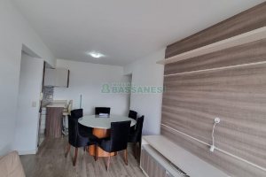 Apto Mobiliado com 61m², 2 dormitórios, 2 vagas, no bairro Panazzolo em Caxias do Sul para Comprar