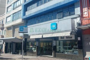Loja com 32m², no bairro Centro em Caxias do Sul para Alugar
