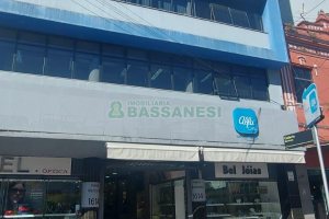Loja com 32m², no bairro Centro em Caxias do Sul para Alugar