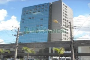 Sala com 43m², no bairro Pio X em Caxias do Sul para Alugar