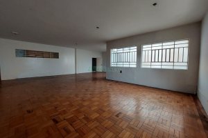 Sala com 79m², no bairro Centro em Caxias do Sul para Alugar