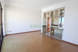 Apartamento com 59m², 1 dormitório, 1 vaga, no bairro Centro em Caxias do Sul para Comprar
