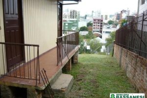 Casa com 60m², 2 dormitórios, no bairro Marechal Floriano em Caxias do Sul para Comprar