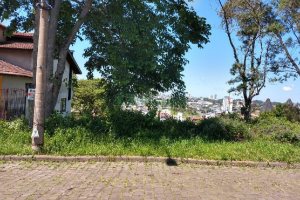 Terreno com 414m², no bairro Colina Sorriso em Caxias do Sul para Comprar