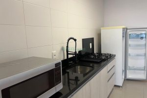 Apartamento com 60m², 1 dormitório, 1 vaga, no bairro Floresta em Caxias do Sul para Alugar