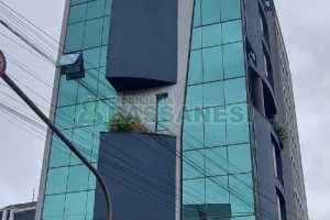 Sala Mobiliada com 45m², 1 vaga, no bairro Centro em Caxias do Sul para Alugar