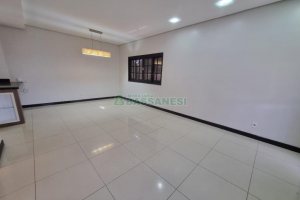 Casa com 150m², 3 dormitórios, 2 vagas, no bairro Salgado Filho em Caxias do Sul para Alugar