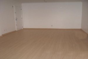 Apartamento, 2 dormitórios, 2 vagas, no bairro São Pelegrino em Caxias do Sul para Comprar