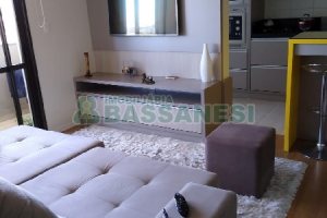 Apartamento com 83m², 2 dormitórios, 1 vaga, no bairro Jardim do Shopping em Caxias do Sul para Comprar