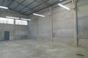 Pavilhão com 314m², no bairro Sanvitto em Caxias do Sul para Alugar