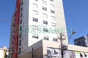 Apartamento com 72m², 2 dormitórios, 2 vagas, no bairro São Pelegrino em Caxias do Sul para Comprar