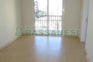 Apartamento com 72m², 2 dormitórios, 2 vagas, no bairro São Pelegrino em Caxias do Sul para Comprar