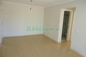 Apartamento com 72m², 2 dormitórios, 2 vagas, no bairro São Pelegrino em Caxias do Sul para Comprar