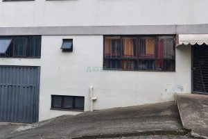 Loja com 160m², no bairro Vinhedos em Caxias do Sul para Alugar
