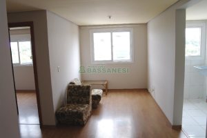 Apartamento com 51m², 2 dormitórios, 1 vaga, no bairro Charqueadas em Caxias do Sul para Comprar