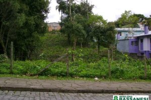 Terreno, no bairro Ana Rech em Caxias do Sul para Comprar