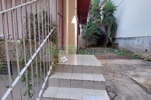 Casa com 180m², 3 dormitórios, 2 vagas, no bairro Rio Branco em Caxias do Sul para Alugar