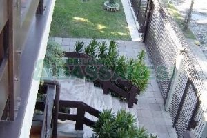 Casa com 600m², 5 dormitórios, 4 vagas, no bairro Saint Etienne em Caxias do Sul para Comprar