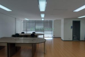 Sala com 50m², no bairro Centro em Caxias do Sul para Alugar