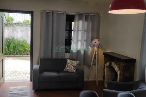 Sobrado com 105m², 3 dormitórios, 1 vaga, no bairro Santa Catarina em Caxias do Sul para Alugar