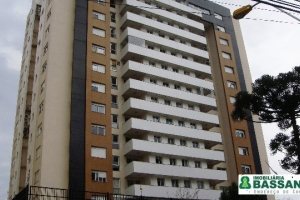 Apartamento com 155m², 3 dormitórios, 2 vagas, no bairro Lourdes em Caxias do Sul para Alugar