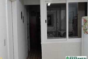 Casa Mobiliada com 250m², 3 dormitórios, 2 vagas, no bairro Medianeira em Caxias do Sul para Alugar