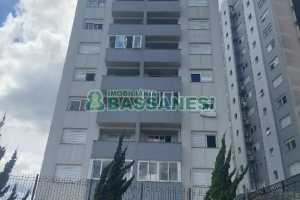 Apartamento com 62m², 1 dormitório, 1 vaga, no bairro Lourdes em Caxias do Sul para Alugar