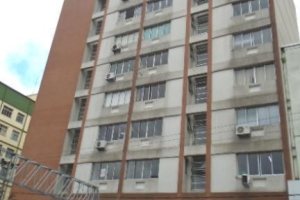 Sala com 21m², no bairro Centro em Caxias do Sul para Alugar