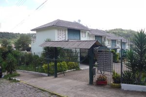 Sobrado Mobiliado com 70m², 2 dormitórios, 1 vaga, no bairro Marechal Floriano em Caxias do Sul para Alugar