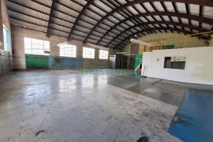 Pavilhão com 340m², no bairro Sagrada Família em Caxias do Sul para Alugar