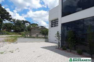 Pavilhão com 310m², no bairro De Lazzer em Caxias do Sul para Comprar