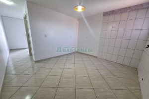 Apartamento com 40m², 1 dormitório, 1 vaga, no bairro Sagrada Família em Caxias do Sul para Alugar