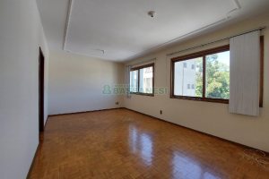 Apartamento com 105m², 3 dormitórios, 2 vagas, no bairro Centro em Caxias do Sul para Alugar