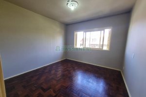 Casa com 80m², 3 dormitórios, 1 vaga, no bairro Rio Branco em Caxias do Sul para Alugar