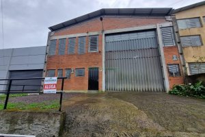 Pavilhão com 390m², no bairro Esplanada em Caxias do Sul para Alugar