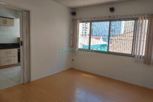 Apartamento com 74m², 3 dormitórios, no bairro São Pelegrino em Caxias do Sul para Alugar