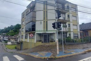 Apartamento com 77m², 2 dormitórios, 1 vaga, no bairro São Leopoldo em Caxias do Sul para Alugar